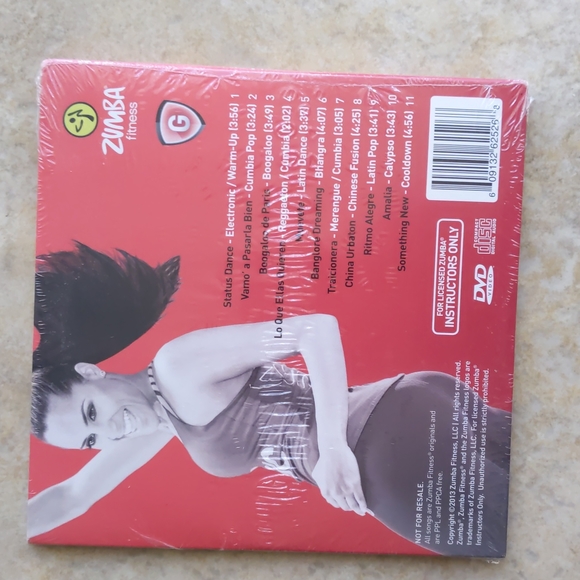 NWT Zumba Glutes DVD / CD - Picture 2 of 2